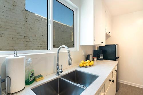 Comfortable 1-Bedroom Near Beverly Hills and Top LA Attractions, Los Angeles (fotografie 2)
