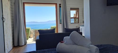Kleinzee Oceanfront Guest House in De Kelders