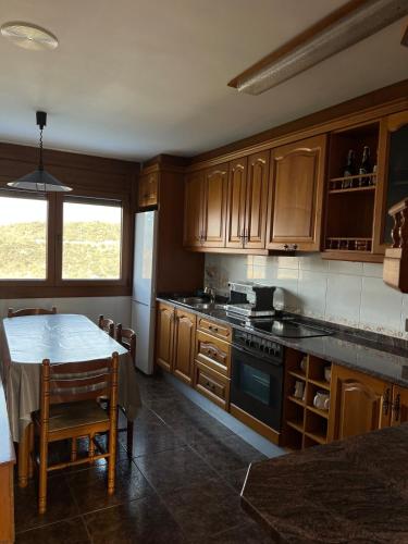 Konyha, Casa en el Balcón del Pirineo (Casa en el Balcon del Pirineo) in Montferrer