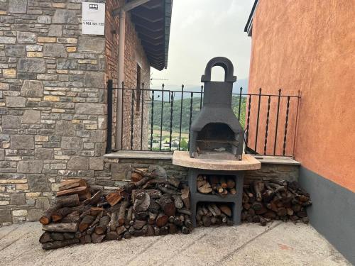 Casa en el Balcón del Pirineo (Casa en el Balcon del Pirineo) in Montferrer