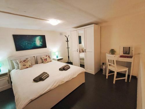 Charming duplex house, cinema room, Valletta centre 1