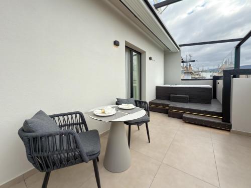 Geraniou Boutique Studio - image 14