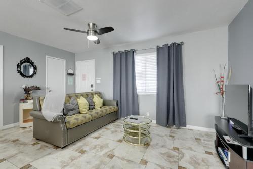 North Las Vegas Hideaway with Grill Less Than 10 Mi to Strip, Las Vegas (photo 6)