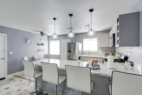 North Las Vegas Hideaway with Grill Less Than 10 Mi to Strip, Las Vegas (photo 7)
