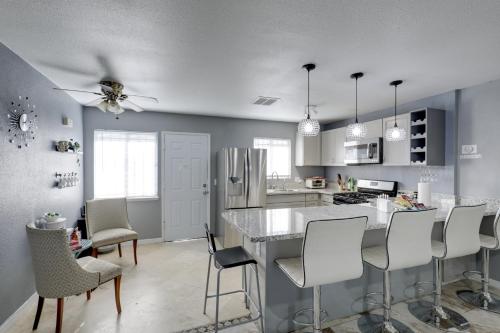 North Las Vegas Hideaway with Grill Less Than 10 Mi to Strip, Las Vegas (photo 8)