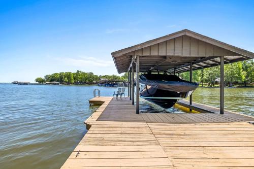 Casita on the Cove at Cedar Creek Lake Casita on the Cove at Cedar Creek Lake