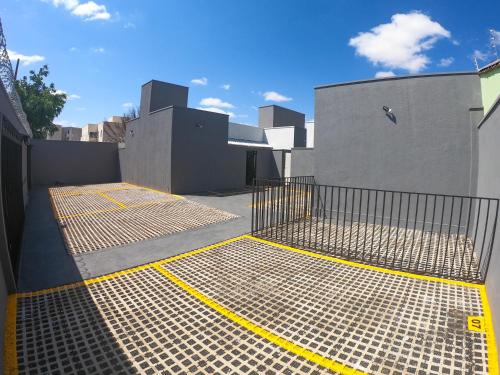 Casa Para Até 5 Hospedes Próximo UNITRI, Uberlândia Shopping e Palácio de Cristal