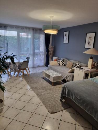 Appartement de 51 m2 avec jardin de 51 m2, parking privé (Appartement de 51 m2 avec jardin de 51 m2, parking prive) in Ашере