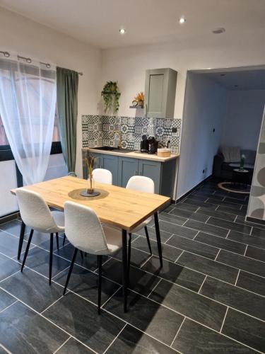grand Studio 2 personnes in Saint-Amand-Montrond
