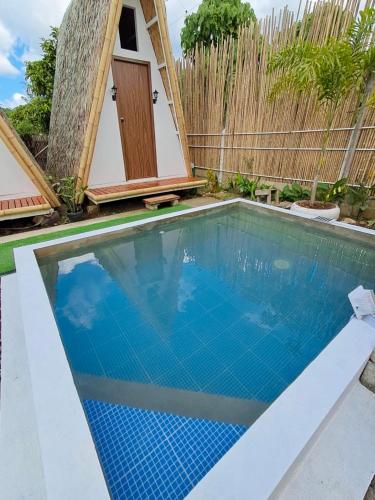 Happy Monkey Hostel in פלאוון