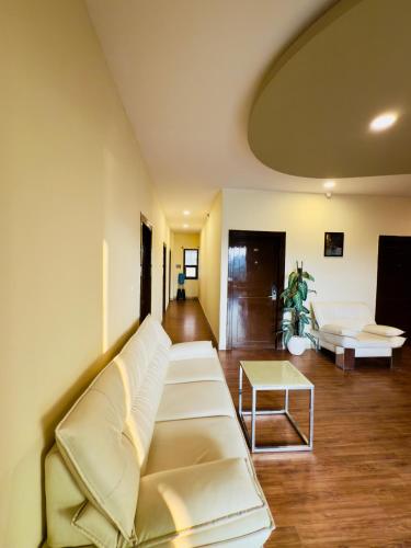Blue Rocks Suites, Sarjapur Road in Kaikondrahalli