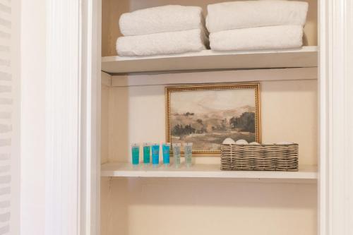 The Flats on Florida St - Super Comfy 2-Bedroom Apartments