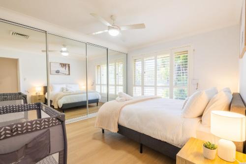 Salamander Sanctuary, 204 Salamander Way - pool, pets, linen, aircon, Wi-Fi