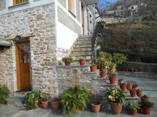 Sarafis Guesthouse - Agios Lavredios