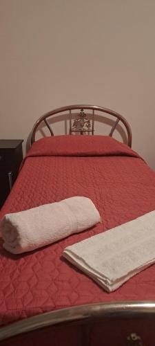 Double or Twin Room with Shared Bathroom image 1