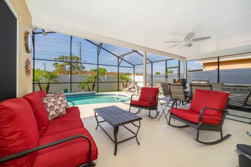 4820 JAMAICA LANE 4BED