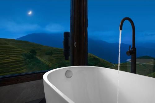 حمام, Longji B&B in Cloud in Longsheng County