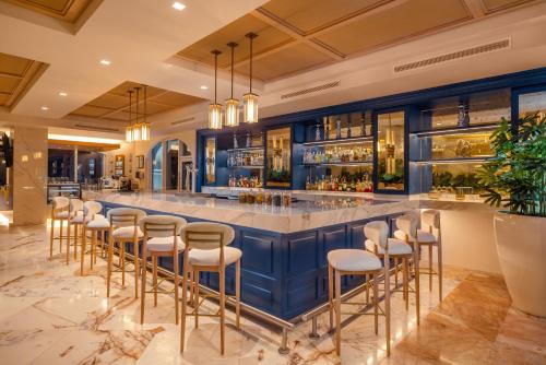 酒吧/高級酒吧, 科蘇梅爾宮全包酒店 (Cozumel Palace-All Inclusive) in 聖米格爾