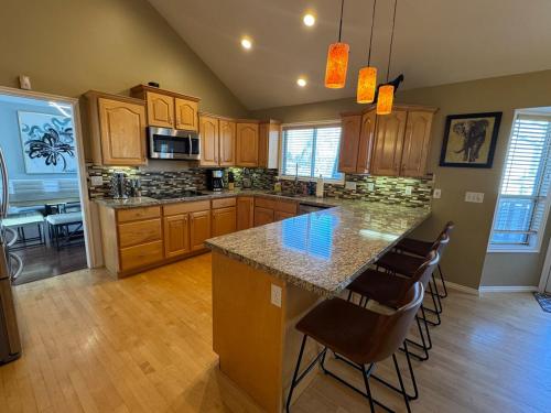 Ski, Relax & Unwind, Cottonwood Escape