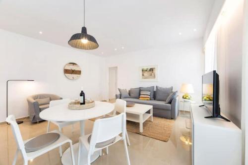 Facilities, Naousa Center Living in Paros Island