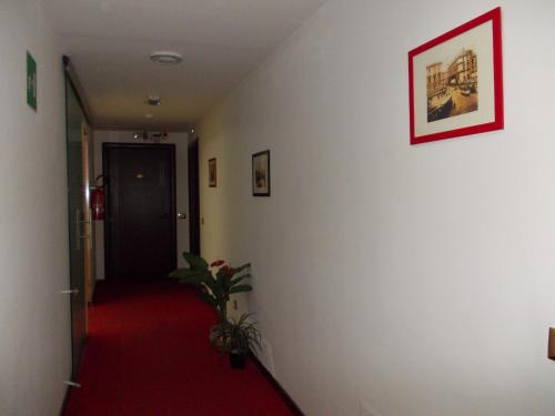 Hotel Catania Town - image 2