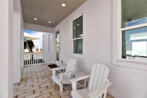 Three-Bedroom House image 6