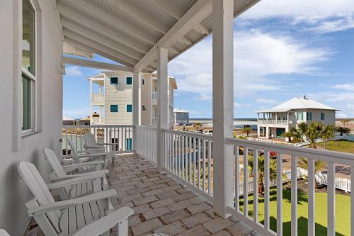Three-Bedroom House image 7