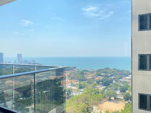 Andromeda Seaview Condo Near Beach