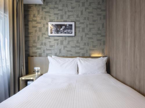1 twin bed