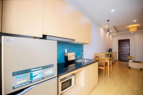 FLESTA Lạch Tray Serviced Apartment & Hotel