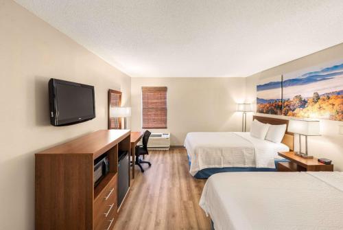 Days Inn by Wyndham Raleigh-Airport-Research Triangle Park - image 11