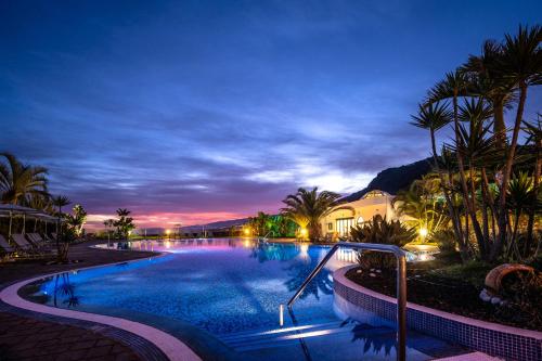 Luz Del Mar - image 8