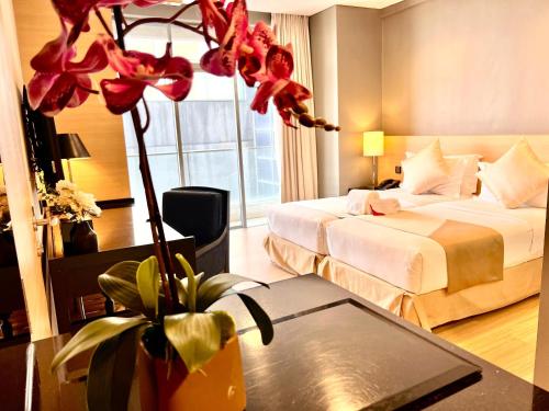 Deluxe Twin Room image 2