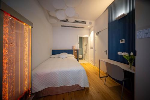1 double bed
