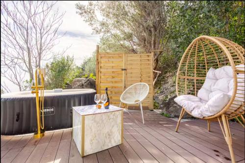 Balkons/terase, Dolce Lava - Luxury LavaStone Suite in Valverde (Catania)