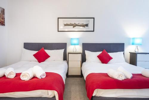 Mayfair Piccadilly Apartment - image 4