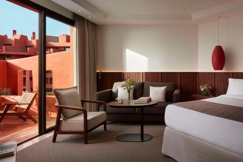 2 twin beds