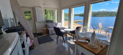 Villa Vahonranta beach house in Parkano