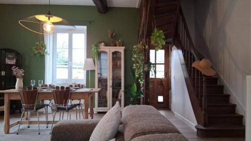 charmante maison de ville avec cour privee a 1km du golf gîte à louer Villedieu-sur-Indre