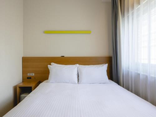 Executive Floor Double Room - Non-Smoking image 10
