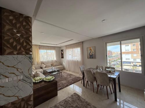 Superbe appartement avec Netflix et Iptv in وجدة