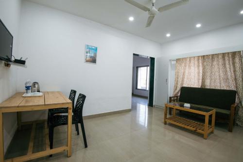 Premium Room With Living Area image 3