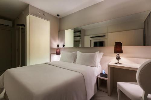 Nobile Hotel Copacabana Design BEST WESTERN Plus Copacabana Design Hotel is perfectly located for both business and leisure guests in Rio De Janeiro. The hotel has everything you need for a comfortable stay. Service-minded staff wi