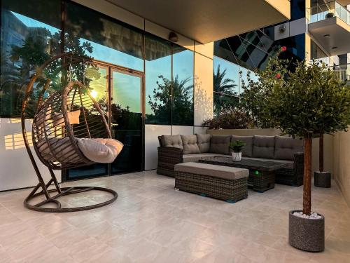 Upgraded 1BR Paradise With Private Garden - Oceana, Dubaï (photo 3)