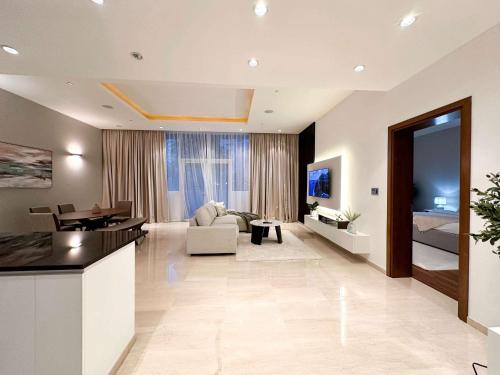 Upgraded 1BR Paradise With Private Garden - Oceana, Dubaï (photo 7)