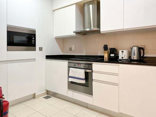 Upgraded 1BR Paradise With Private Garden - Oceana, Dubaï (photo 8)