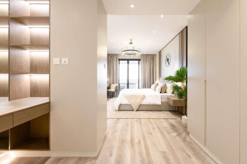 Fabulous 1 bedroom apartment at 5 Star Resort, Dubai