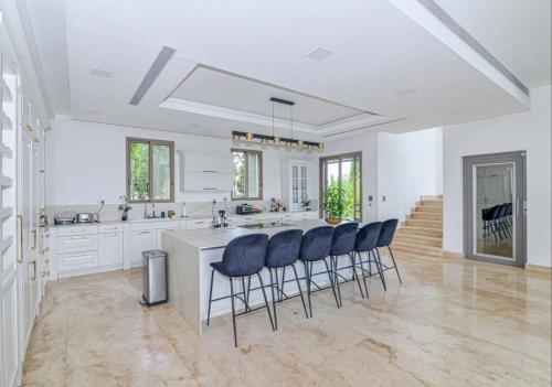 Luxury villa in Caesarea in Caesarea
