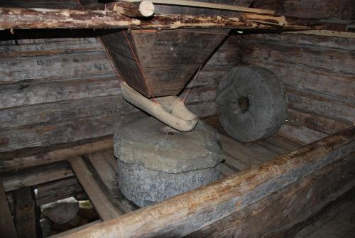 Kaira 27, kahden makuuhuoneen mökki Syötteellä latujen vieressä