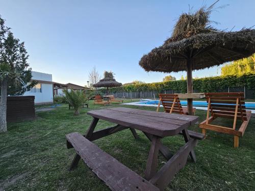 Casa con pileta privada en complejo de cabañas CABLE A TIERRA Syrah San Rafael